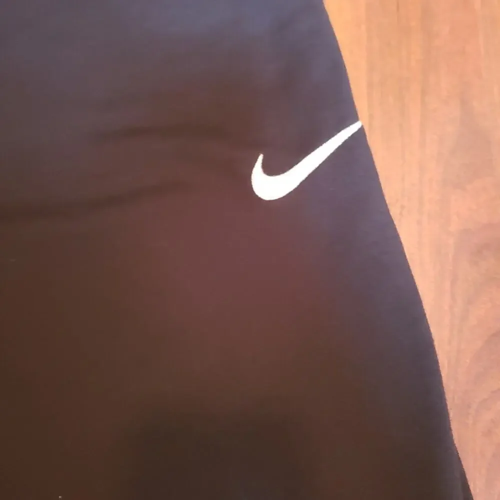 NIKE THERMAL ESSENTIAL BLACK RUNNING PANTS SIZE SMALL